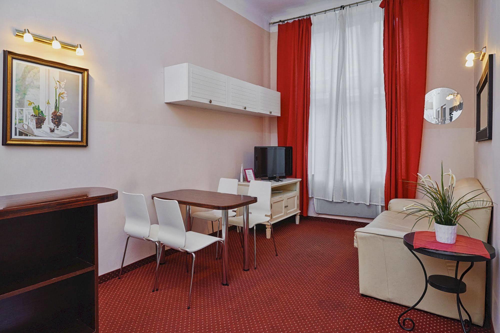 Rembrandt Aparthotel Krakow Ngoại thất bức ảnh