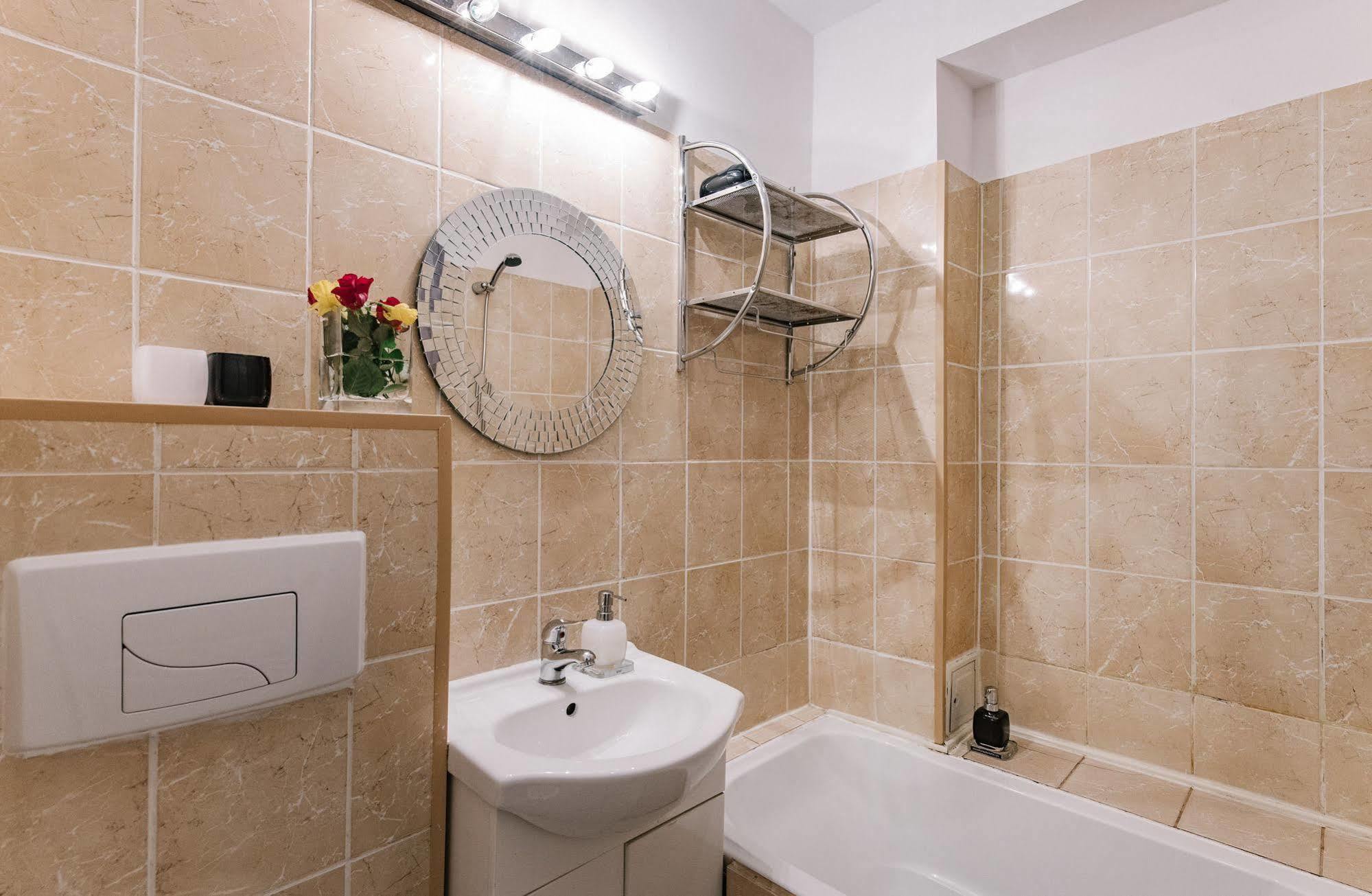 Rembrandt Aparthotel Krakow Ngoại thất bức ảnh